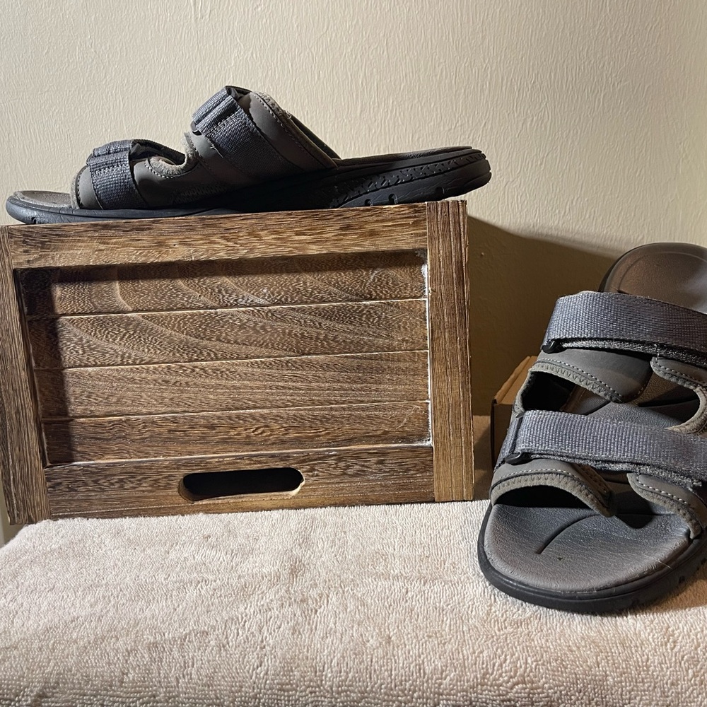 Lands' End Black and Gray Slide Sandals